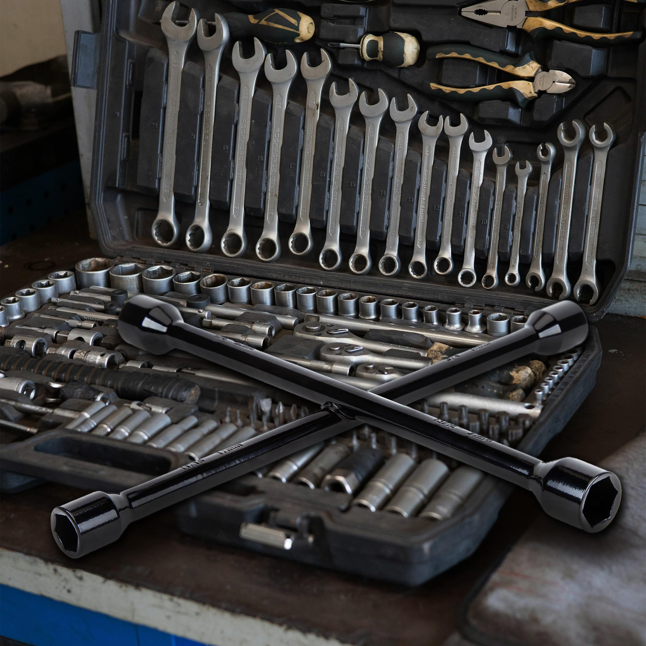 CARTMAN Professional 14 Inch Universal Heavy Duty Lug Wrench 4 Way Tire Iron Wrench, Black - Image 7